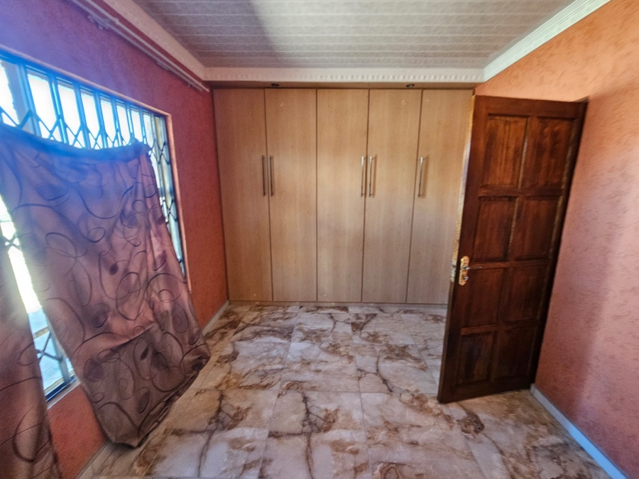 To Let 4 Bedroom Property for Rent in Welgelegen West Free State
